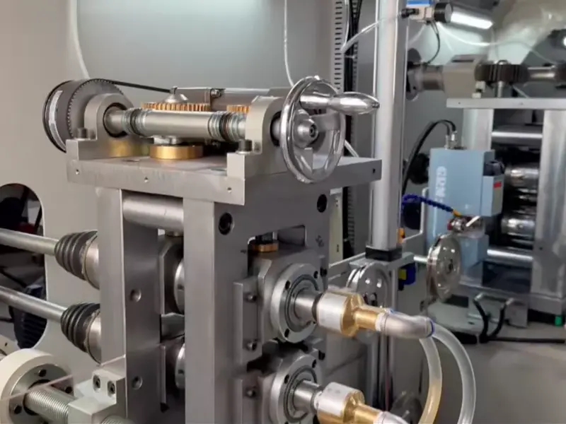 Ungawenza kanjani ukunakekelwa kwansuku zonke kwe-PV Ribbon Rolling Mills